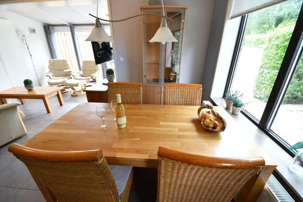 Vrijvakantiehuis Houtenburgseweg 2 *