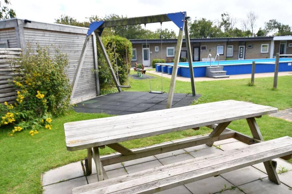 Vrijvakantiehuis Houtenburgseweg 2 Holiday home Zoutelande