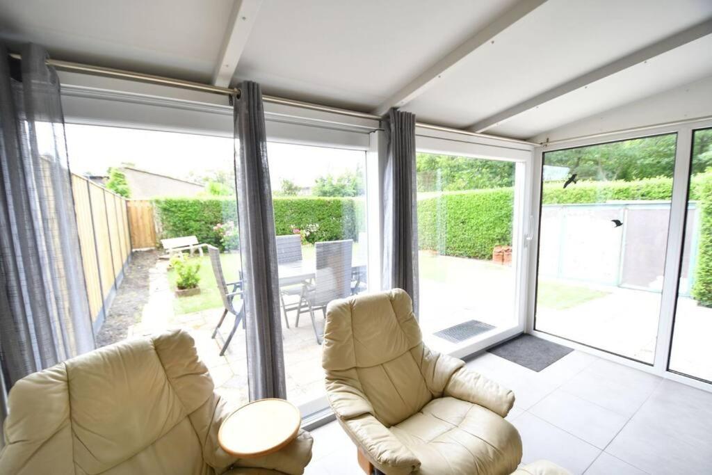Vrijvakantiehuis Houtenburgseweg 2 Holiday home *